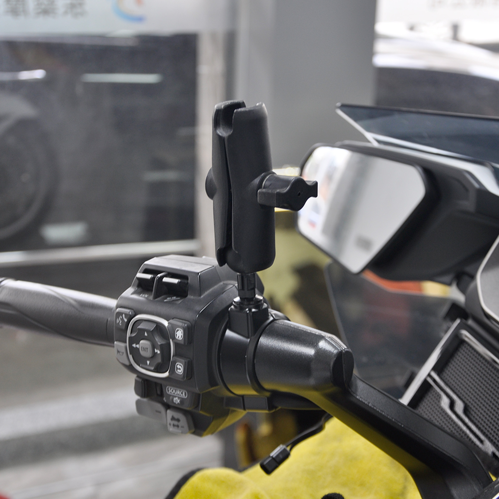Supporto per Telefono Cellular - Fishing Rod Holder recensione e prezzo